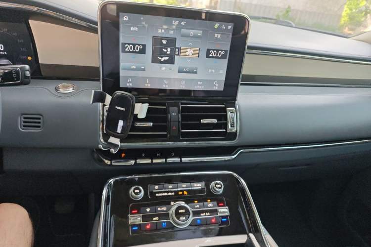 Used Lincoln Navigator 2020 3.5T Presidential Series Audio And AC Panel