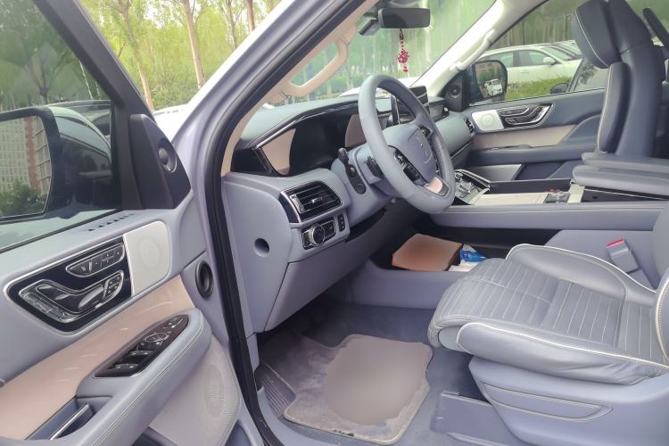 Used Lincoln Navigator 2020 3.5T Presidential Series Driver Seat