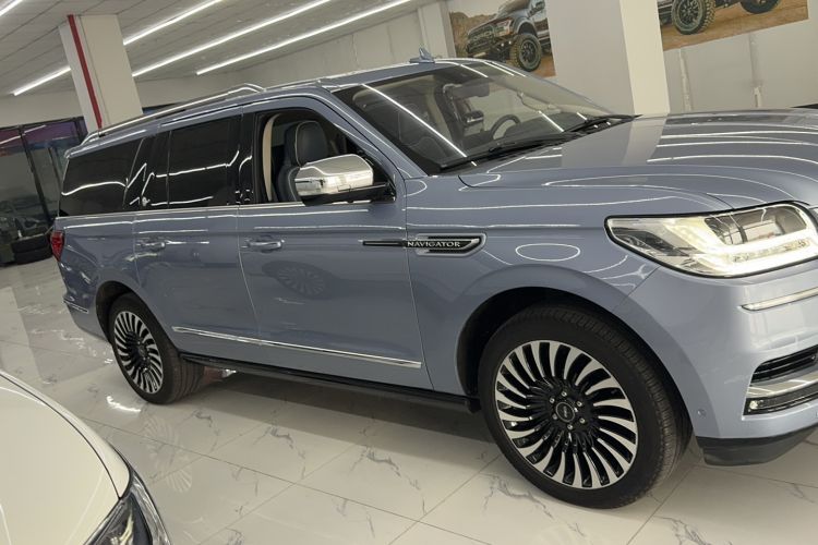 Used Lincoln Navigator 2020 3.5T Long-Wheelbase Presidential Edition Exterior 2