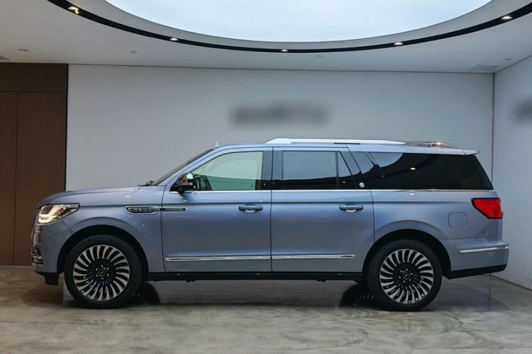 Used Lincoln Navigator 2020 3.5T Long-Wheelbase Presidential Edition Exterior 2