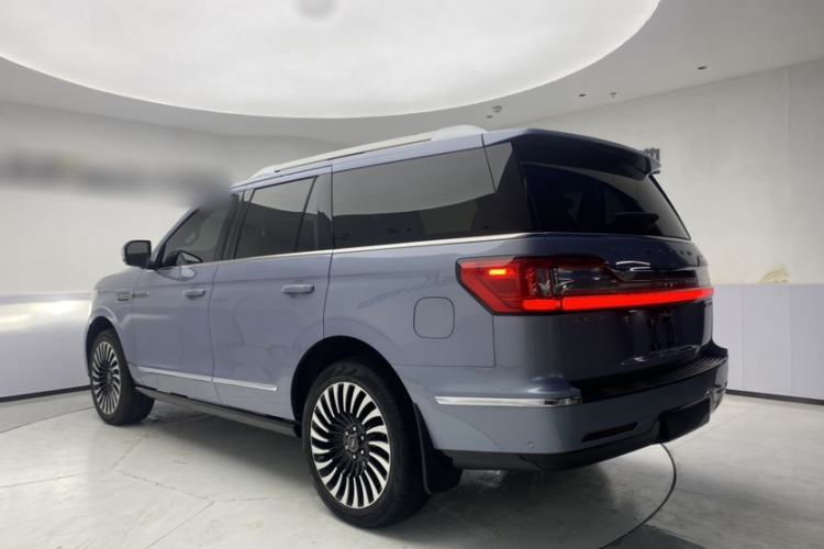 Used Lincoln Navigator 2020 3.5T Presidential Series Exterior 3