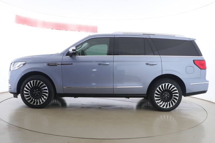 Used Lincoln Navigator 2020 3.5T Presidential Series Exterior 3