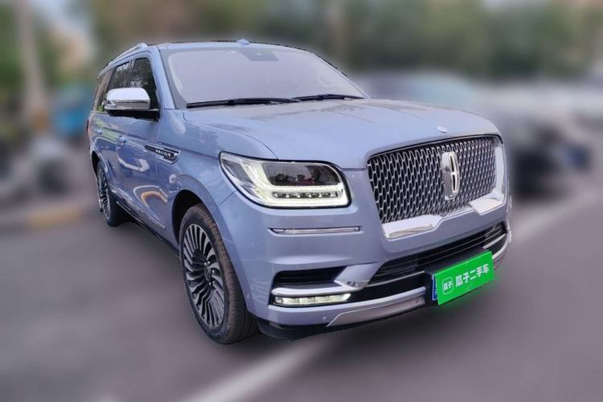 Used Lincoln Navigator 2020 3.5T Presidential Series Front Right 45 Deg