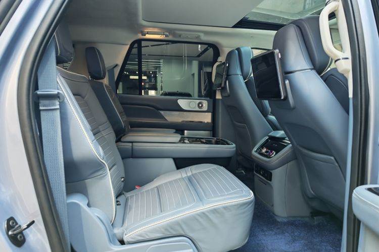 Used Lincoln Navigator 2020 3.5T Long-Wheelbase Presidential Edition Interior 1