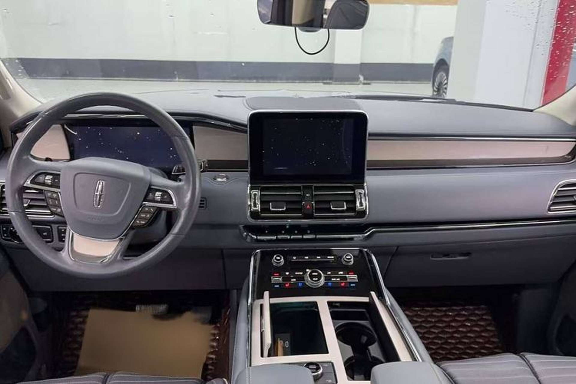 Used Lincoln Navigator 2020 3.5T Long-Wheelbase Presidential Edition Interior 1