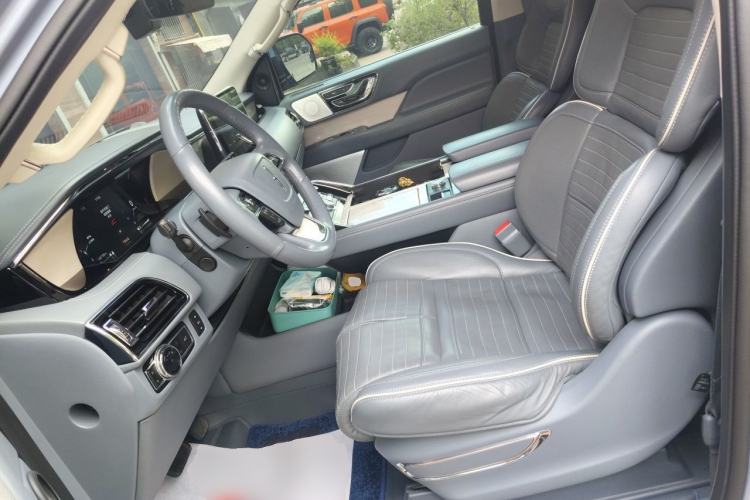 Used Lincoln Navigator 2020 3.5T Presidential Series Left Front Seat
