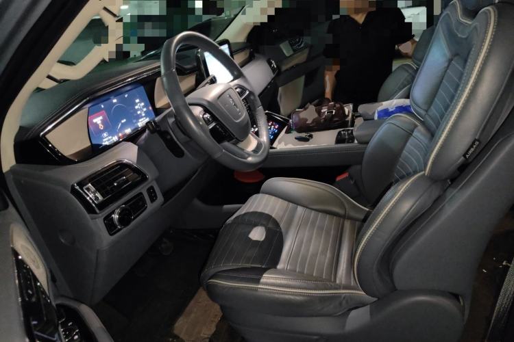 Used Lincoln Navigator 2020 3.5T Long-Wheelbase Presidential Edition Left Front Seat