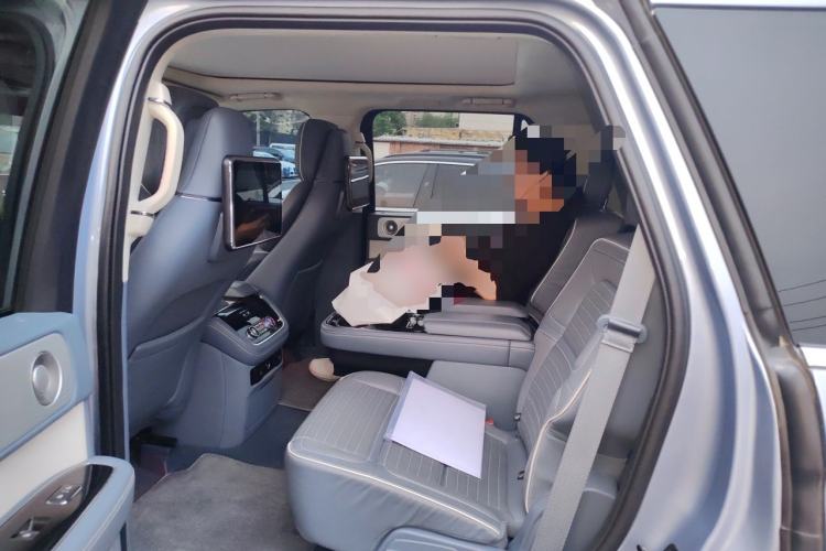 Used Lincoln Navigator 2020 3.5T Presidential Series Left Rear Seat