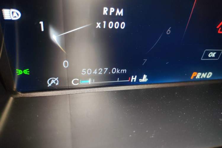 Used Lincoln Navigator 2020 3.5T Presidential Series Odometer Close Up