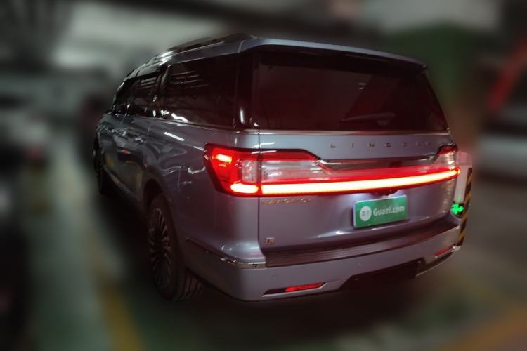 Used Lincoln Navigator 2020 3.5T Long-Wheelbase Presidential Edition Rear Left 45 Deg
