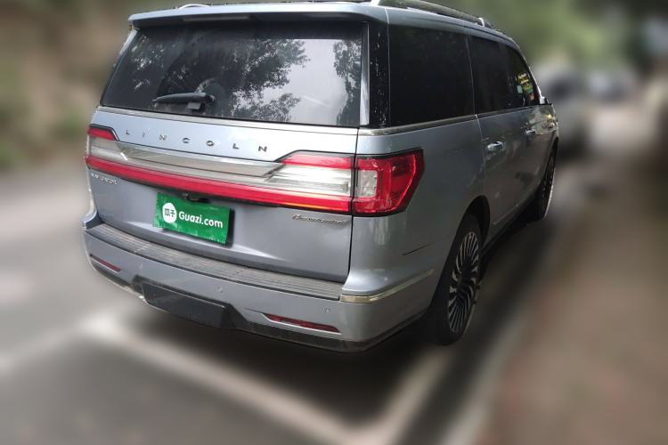 Used Lincoln Navigator 2020 3.5T Presidential Series Rear Right 45 Deg