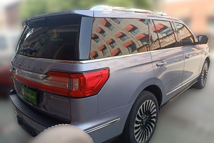Used Lincoln Navigator 2020 3.5T Presidential Series Rear Right 45 Deg