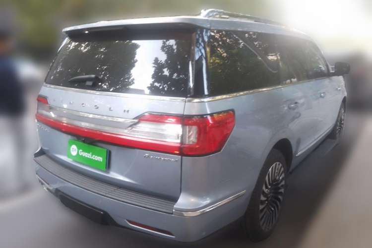 Used Lincoln Navigator 2020 3.5T Presidential Series Rear Right 45 Deg