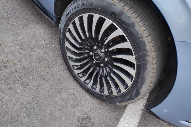Used Lincoln Navigator 2020 3.5T Presidential Series Right Front Wheel Hub
