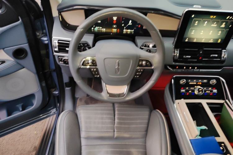 Used Lincoln Navigator 2020 3.5T Presidential Series Steering Wheel