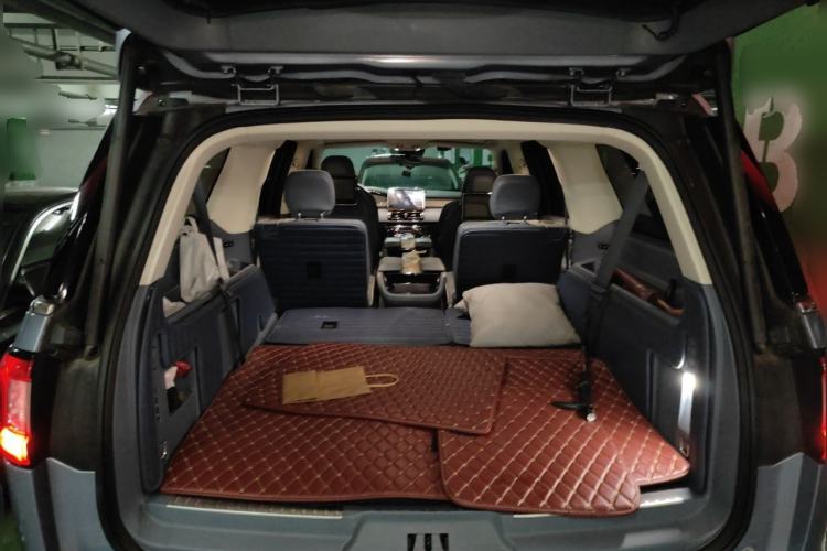 Used Lincoln Navigator 2020 3.5T Long-Wheelbase Presidential Edition Trunk