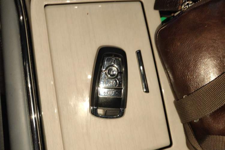 Used Lincoln Navigator 2020 3.5T Long-Wheelbase Presidential Edition Vehicle Key