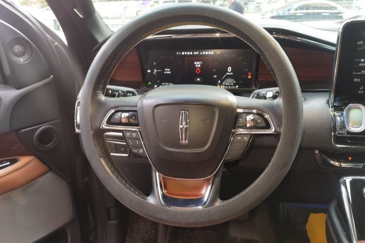 Used Lincoln Navigator 2020 3.5T Prestige Edition Steering Wheel