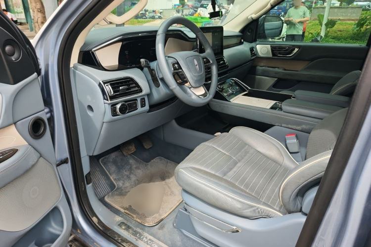 Used Lincoln Navigator 2020 3.5T Presidential Series Driver Seat
