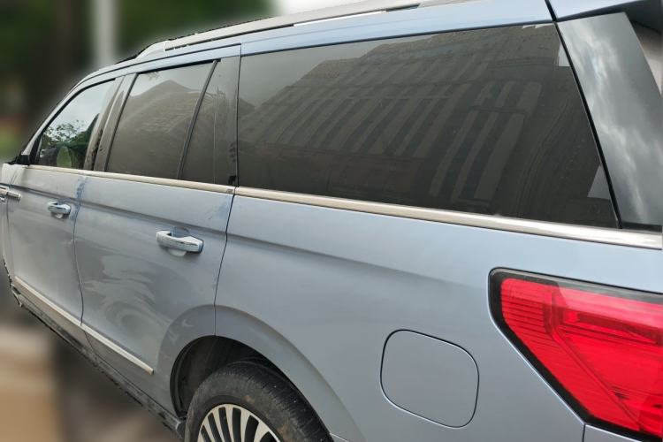 Used Lincoln Navigator 2020 3.5T Presidential Series Rear Left 45 Deg