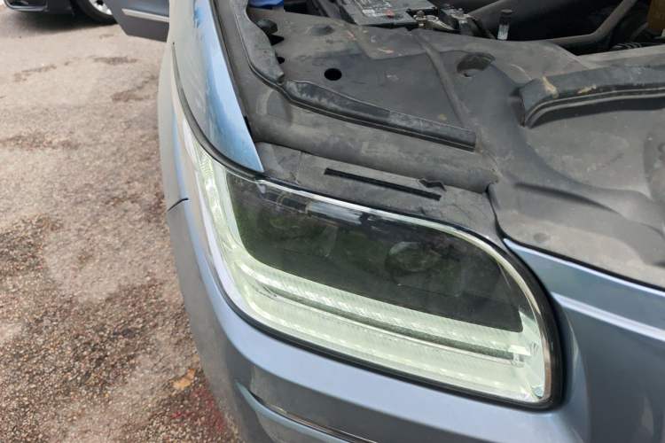 Used Lincoln Navigator 2020 3.5T Presidential Series Right Front Headlight