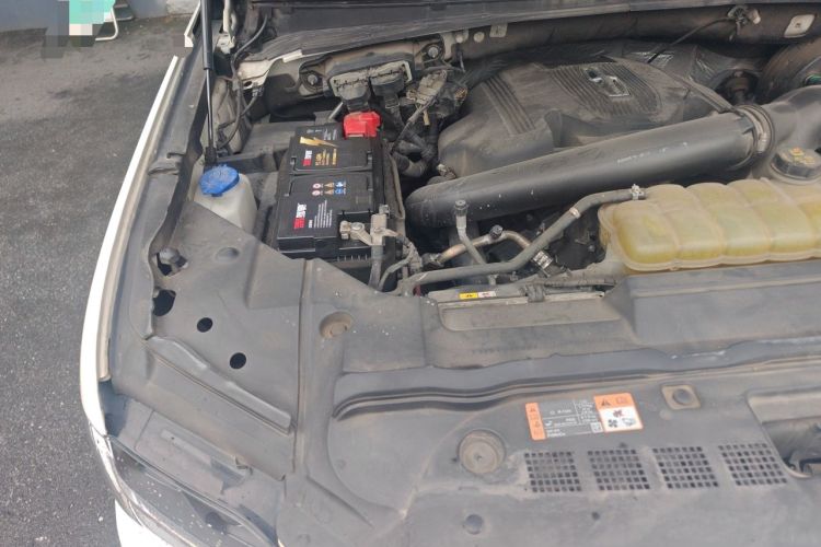 Used Lincoln Navigator 2020 3.5T Prestige Edition Engine Bay Right