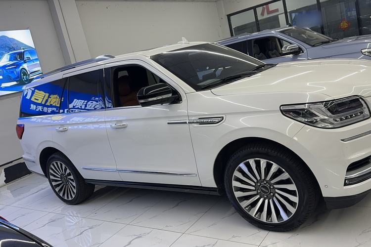 Used Lincoln Navigator 2020 3.5T Prestige Edition Exterior 2