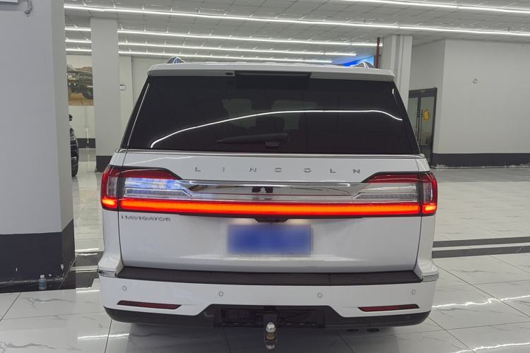 Used Lincoln Navigator 2020 3.5T Prestige Edition Exterior 4