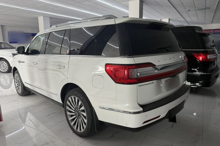 Used Lincoln Navigator 2020 3.5T Prestige Edition Exterior 4