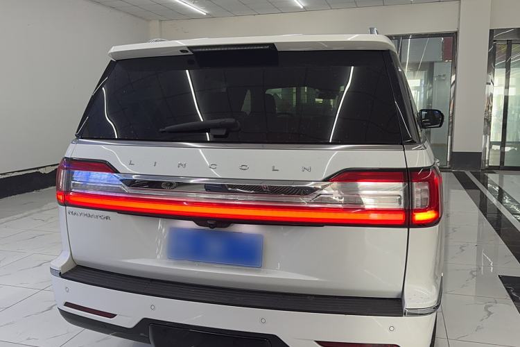Used Lincoln Navigator 2020 3.5T Prestige Edition Exterior 4