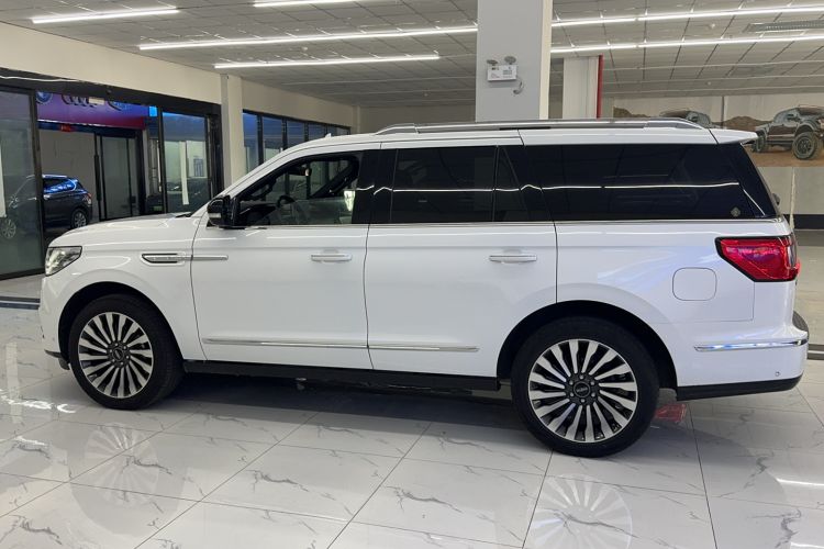 Used Lincoln Navigator 2020 3.5T Prestige Edition Exterior 5
