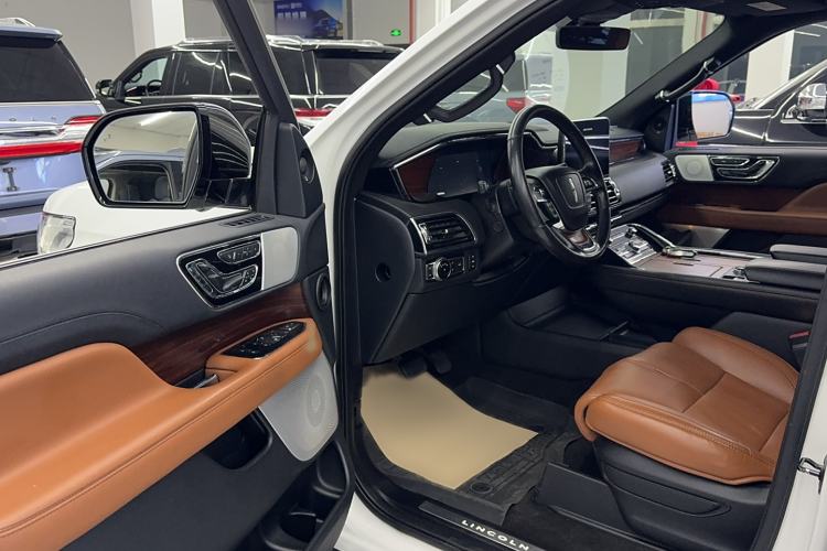 Used Lincoln Navigator 2020 3.5T Prestige Edition Interior 2