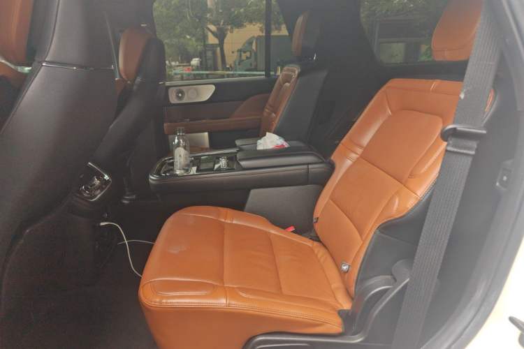 Used Lincoln Navigator 2020 3.5T Prestige Edition Left Rear Seat
