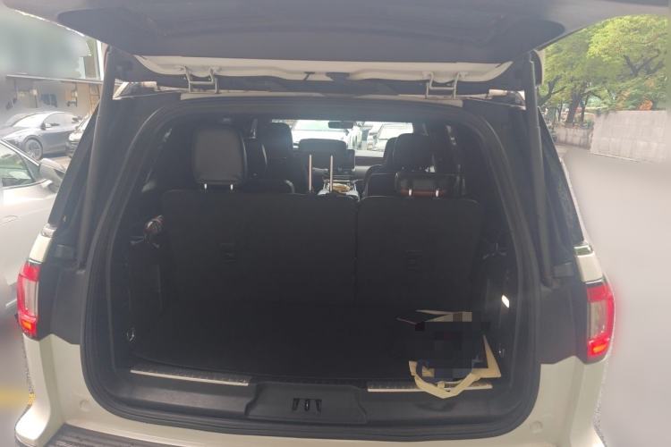 Used Lincoln Navigator 2020 3.5T Prestige Edition Trunk