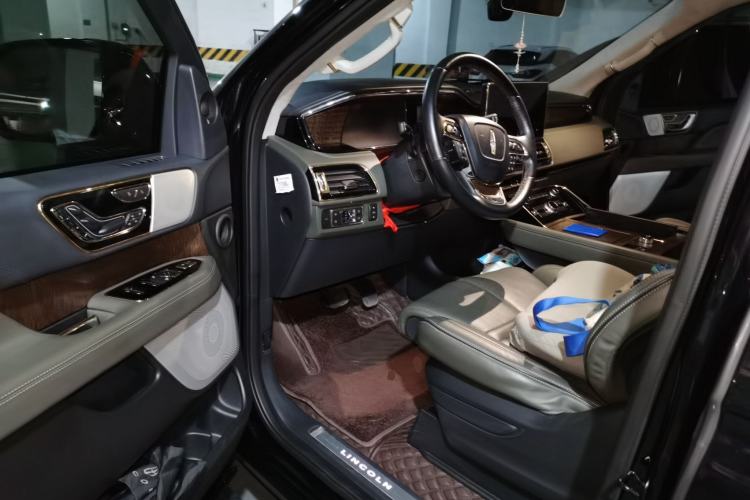 Used Lincoln Navigator 2022 3.5T Presidential Edition Driver Seat