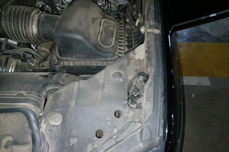 Used Lincoln Navigator 2022 3.5T Long-Wheelbase Presidential Edition Engine Bay Left