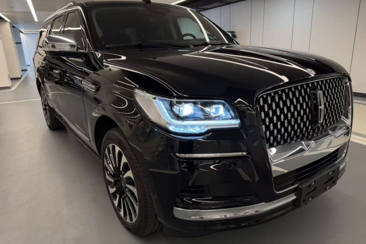Used Lincoln Navigator 2022 3.5T Long-Wheelbase Presidential Edition Exterior 1