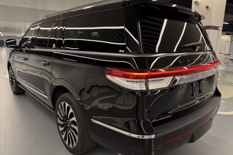 Used Lincoln Navigator 2022 3.5T Long-Wheelbase Presidential Edition Exterior 4