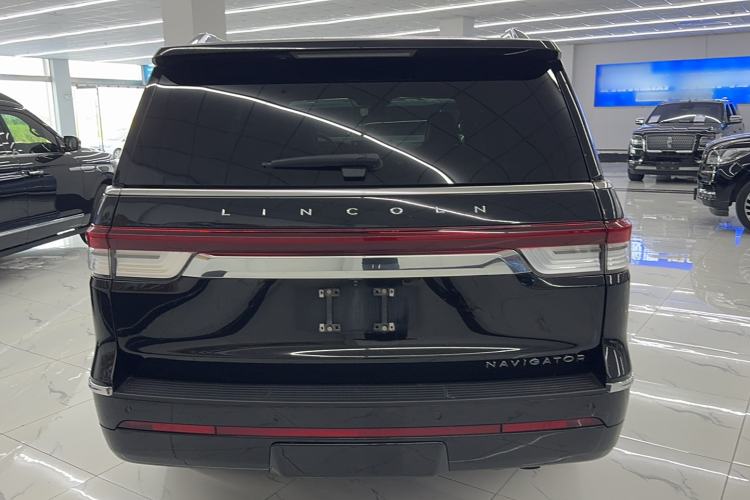Used Lincoln Navigator 2022 3.5T Prestige Edition Exterior 4