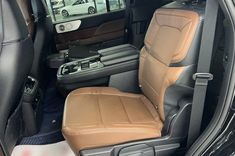 Used Lincoln Navigator 2022 3.5T Prestige Edition Interior 1