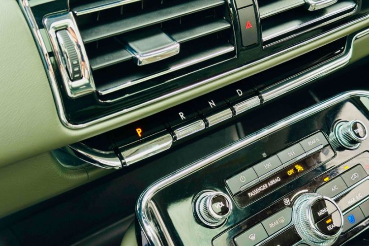 Used Lincoln Navigator 2022 3.5T Presidential Edition Interior 2