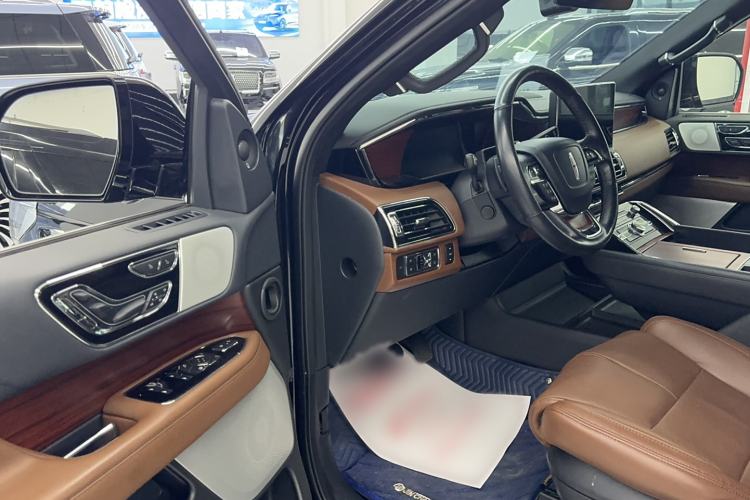 Used Lincoln Navigator 2022 3.5T Prestige Edition Interior 2