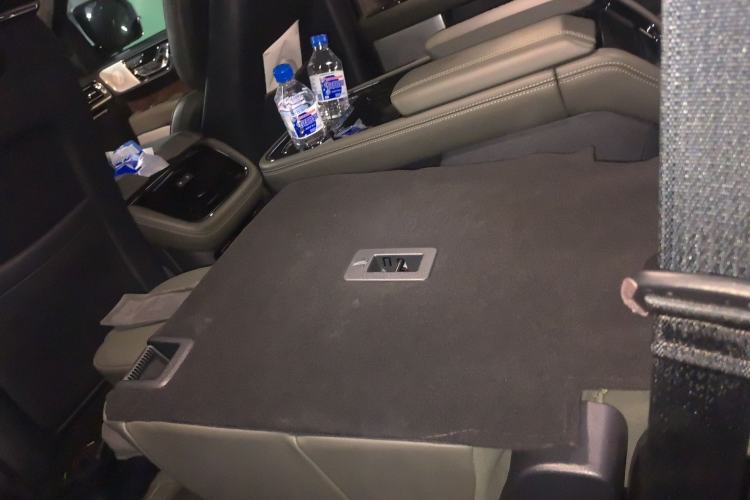 Used Lincoln Navigator 2022 3.5T Presidential Edition Left Rear Seat