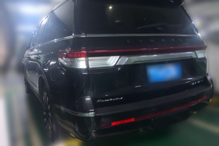 Used Lincoln Navigator 2022 3.5T Presidential Edition Rear Left 45 Deg