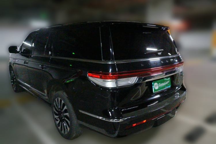 Used Lincoln Navigator 2022 3.5T Long-Wheelbase Presidential Edition Rear Left 45 Deg