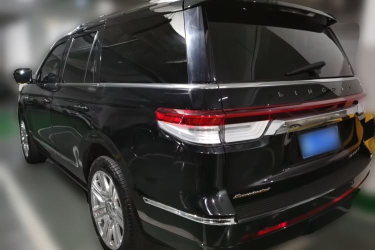 Used Lincoln Navigator 2022 3.5T Presidential Edition Rear Left 45 Deg