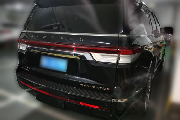 Used Lincoln Navigator 2022 3.5T Presidential Edition Rear Right 45 Deg