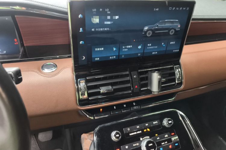 Used Lincoln Navigator 2022 3.5T Prestige Edition Audio And AC Panel