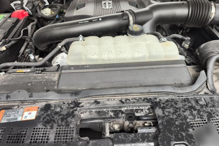 Used Lincoln Navigator 2022 3.5T Prestige Edition Engine Bay