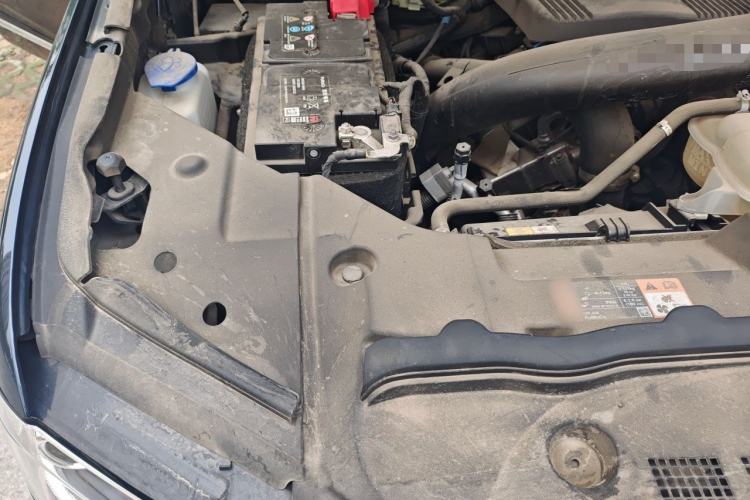 Used Lincoln Navigator 2022 3.5T Centennial Limited Edition Engine Bay Right